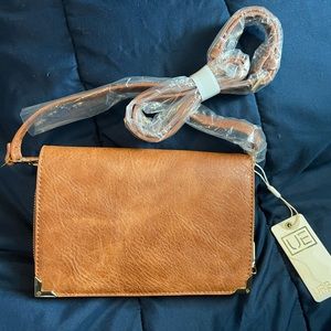 URBAN EXPRESSIONS Aleda Wallet Clutch